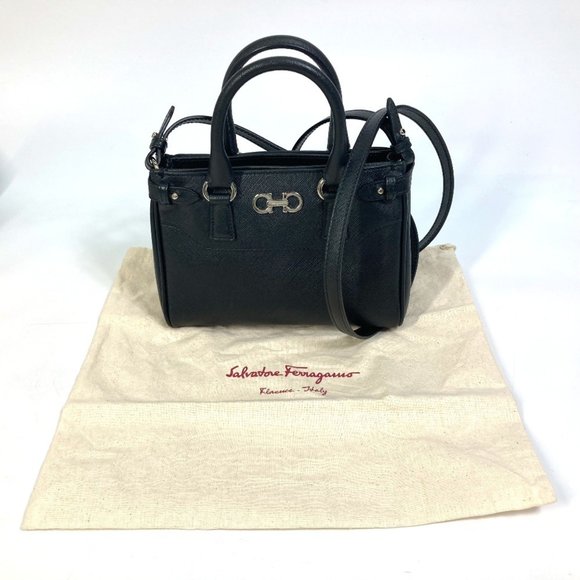 SALVATORE FERRAGAMO Black Leather Shoulder Bag - Picture 14 of 14